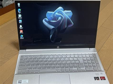 HP Pavilion 15-eh2000 Windows